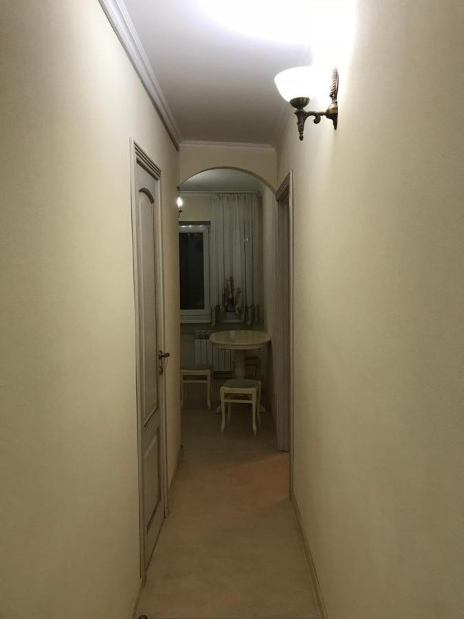 Sunny Apartment Overlooking The Royal Village Kiev Esterno foto